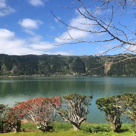 Furnas Lake Cottage בית נופש *