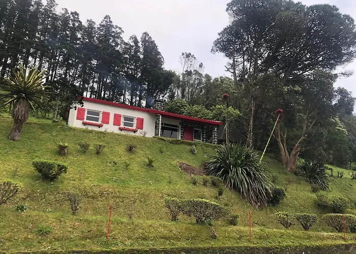 Furnas Lake Cottage בית נופש פורנס