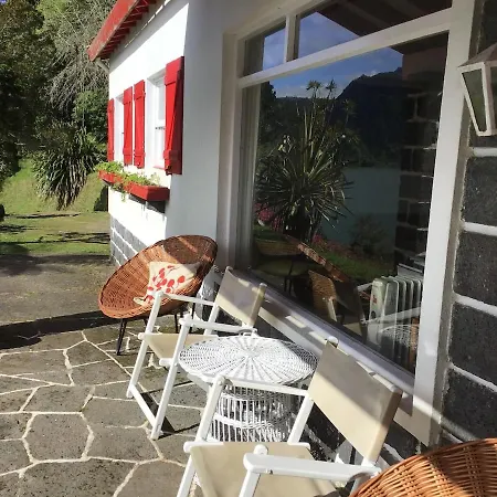Furnas Lake Cottage * Furnas (Azores)